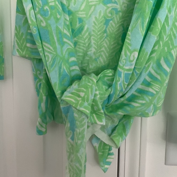 Lilly Pulitzer Light knit wrap cardi - Picture 3 of 5